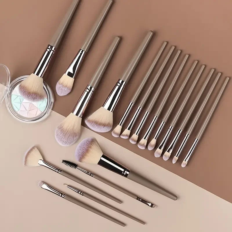 Professional Makeup Brush Set – Soft Fluffy Foundation, Eyeshadow, Concealer, Blending & Kabuki Brushes | Beauty Tools for Women